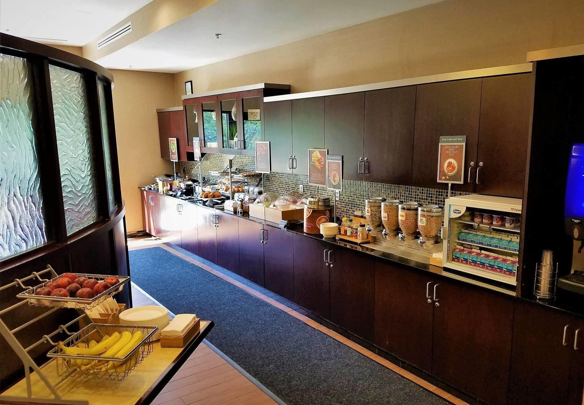 Springhill Suites By Marriott Modesto Bagian luar foto